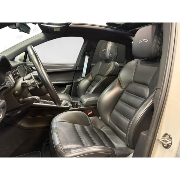 Porsche Macan GTS | High-Performance Luxury SUV