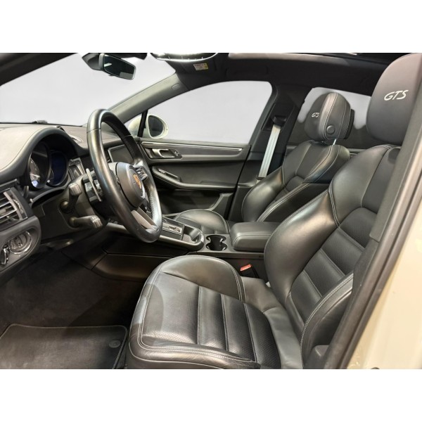 Porsche Macan GTS | High-Performance Luxury SUV