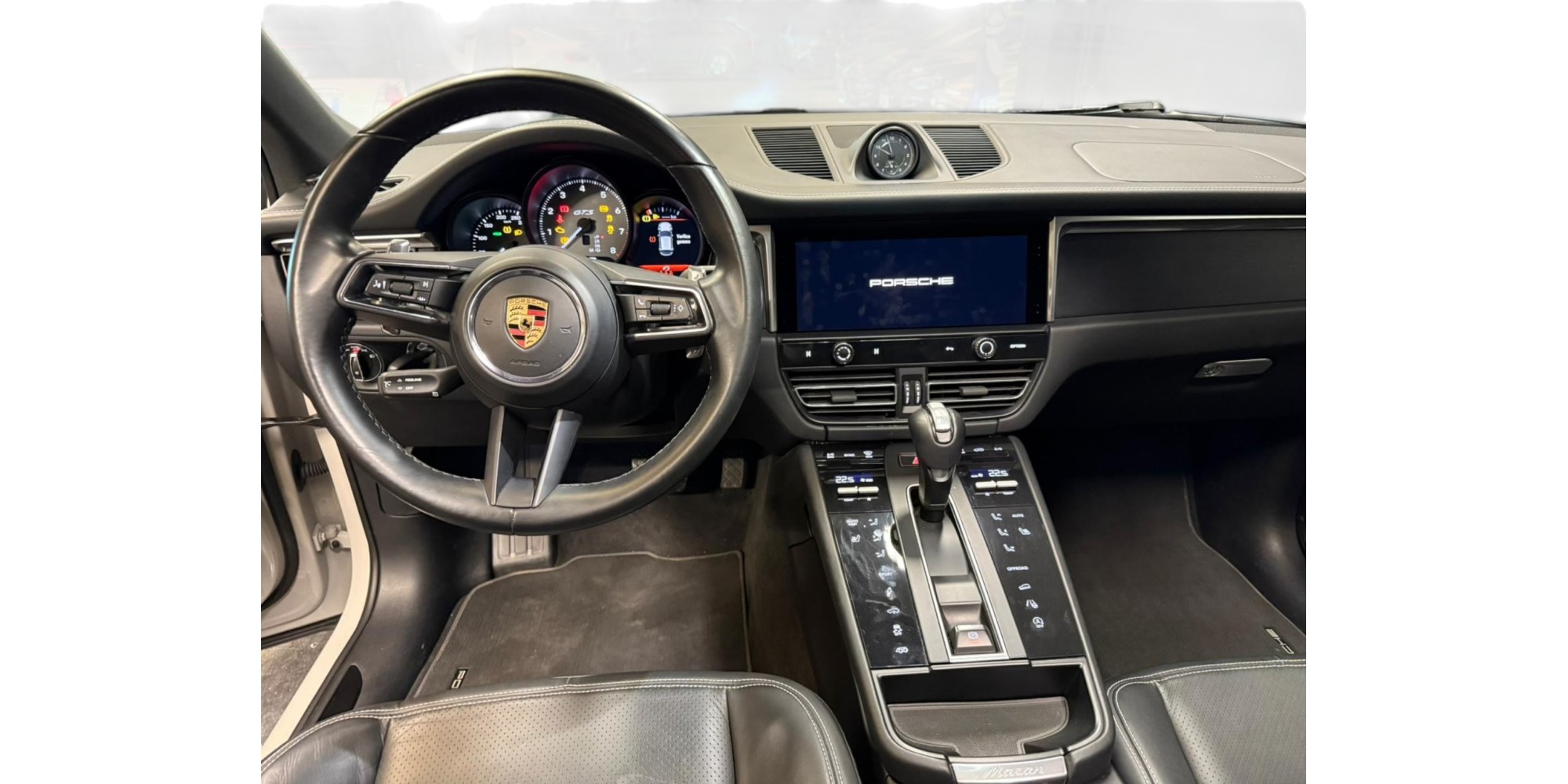 Porsche Macan GTS | High-Performance Luxury SUV