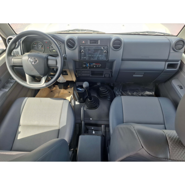 Toyota Land Cruiser 79 Double Cabine 4.2 L Diesel MT MY2024