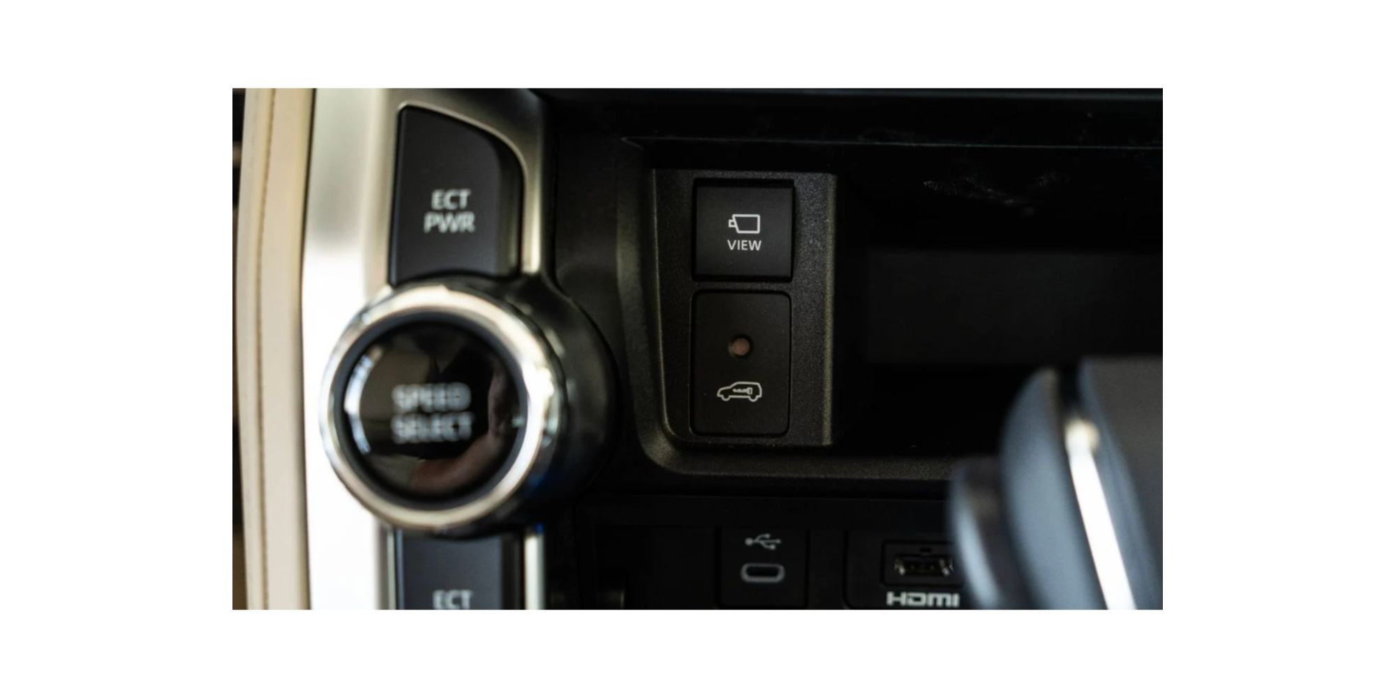 Toyota Land Cruiser 300 VX 4.0 V6 Petrol 7 Seats Sale