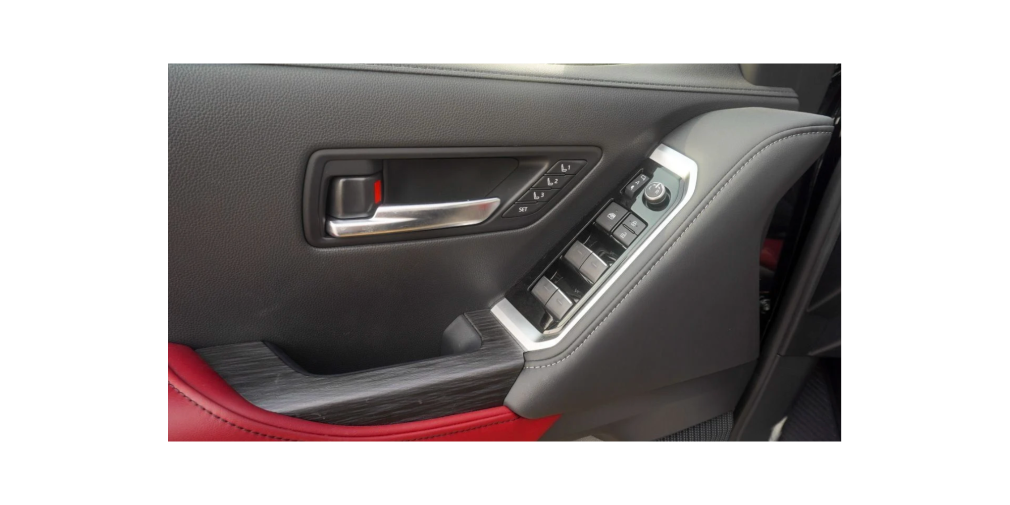 Toyota Land Cruiser 300 GR SPORT 3.5 V6 Twin Turbo Petrol