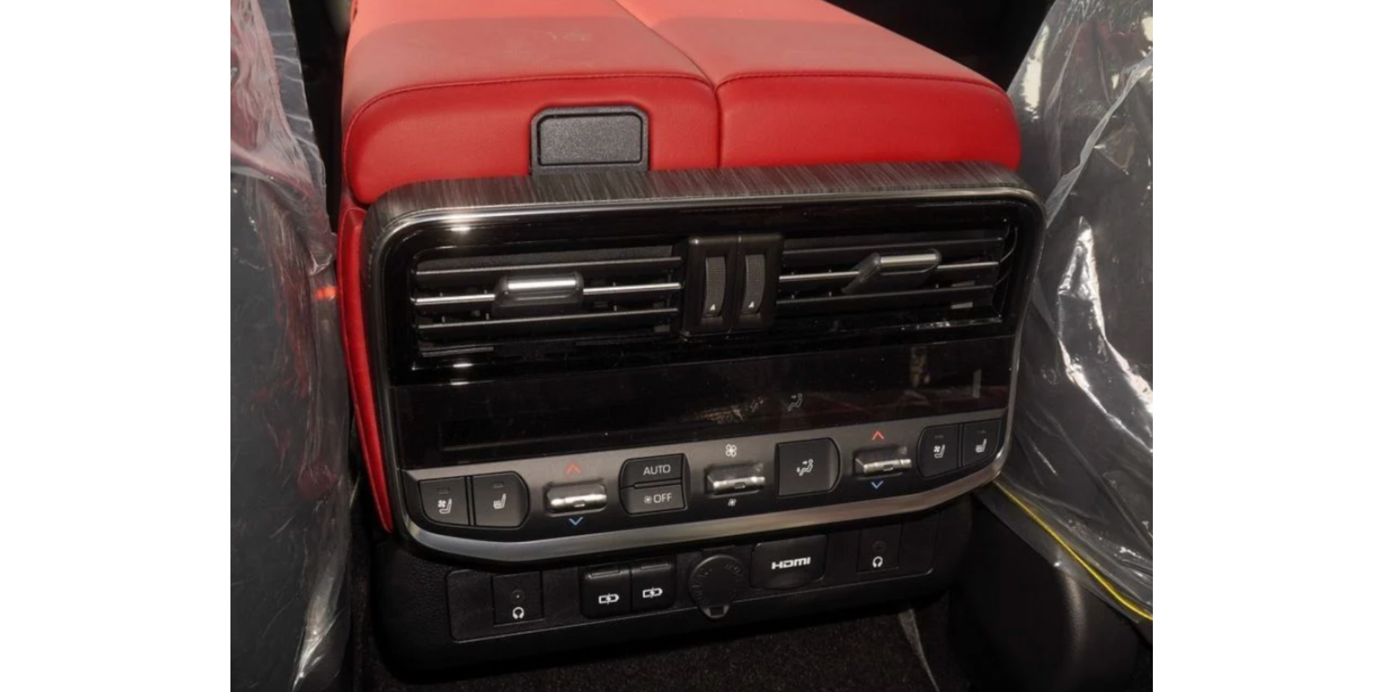 Toyota Land Cruiser 300 GR SPORT 3.5 V6 Twin Turbo Petrol