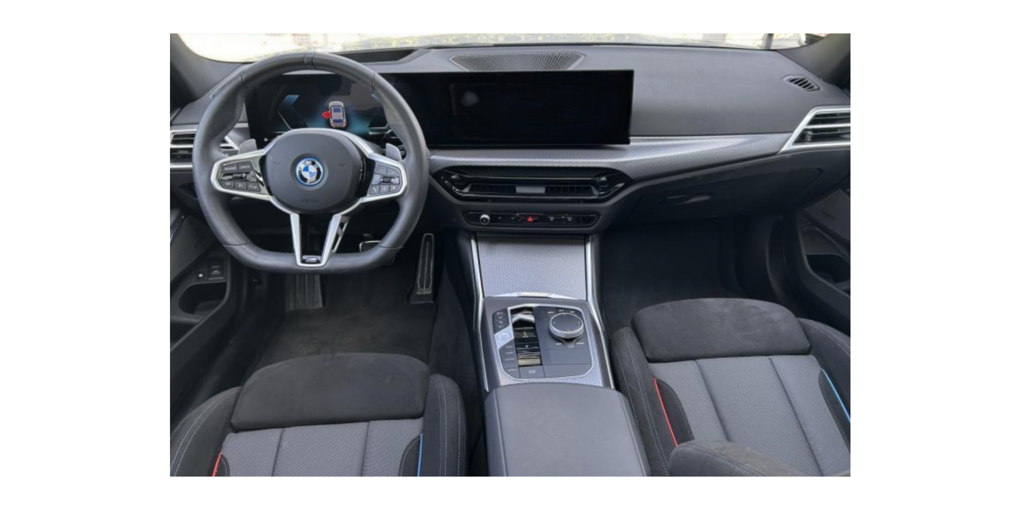 BMW 330e Touring M-Sport zu verkaufen bei Modena Motors