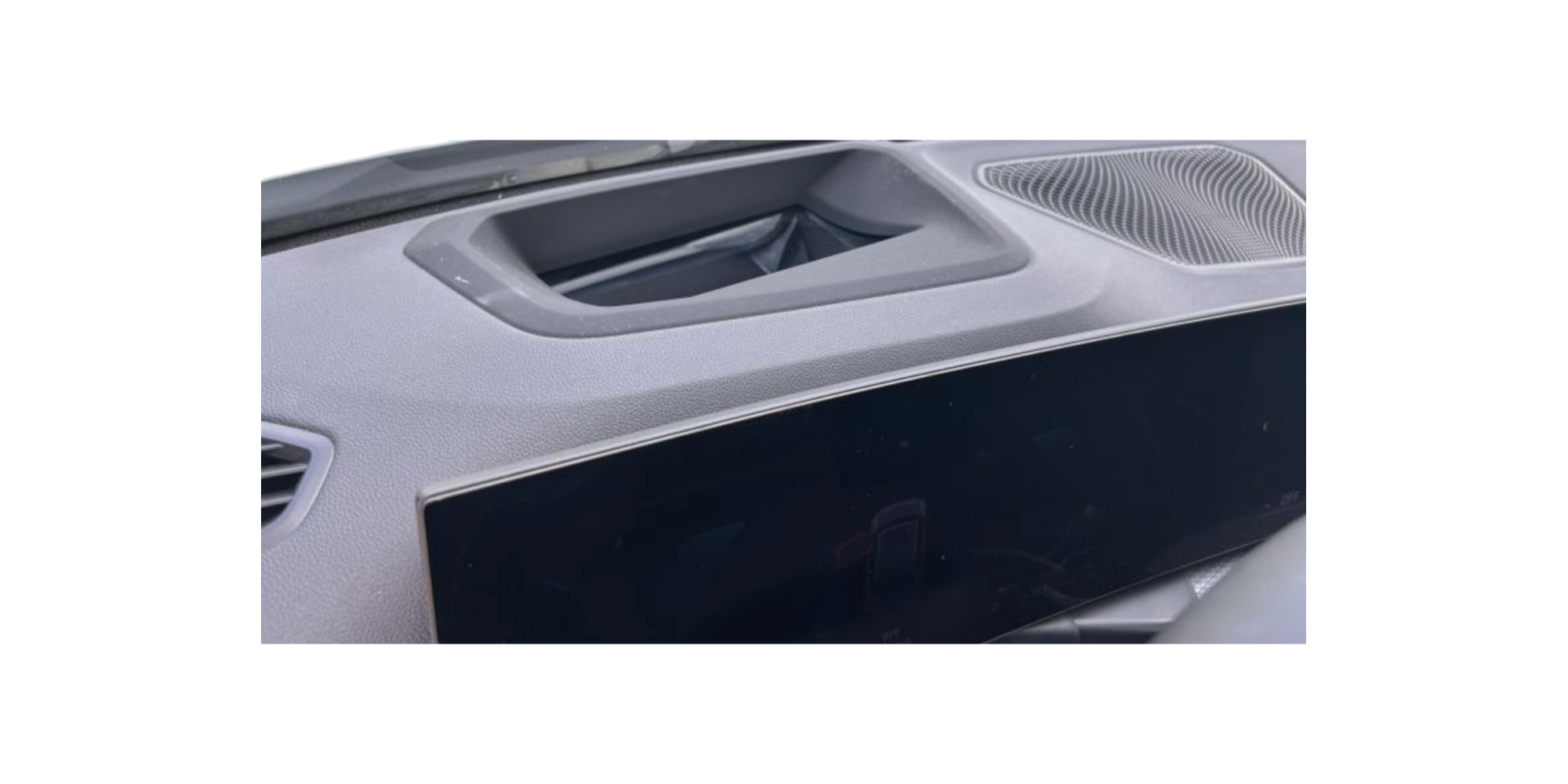 BMW 330e Touring M-Sport zu verkaufen bei Modena Motors