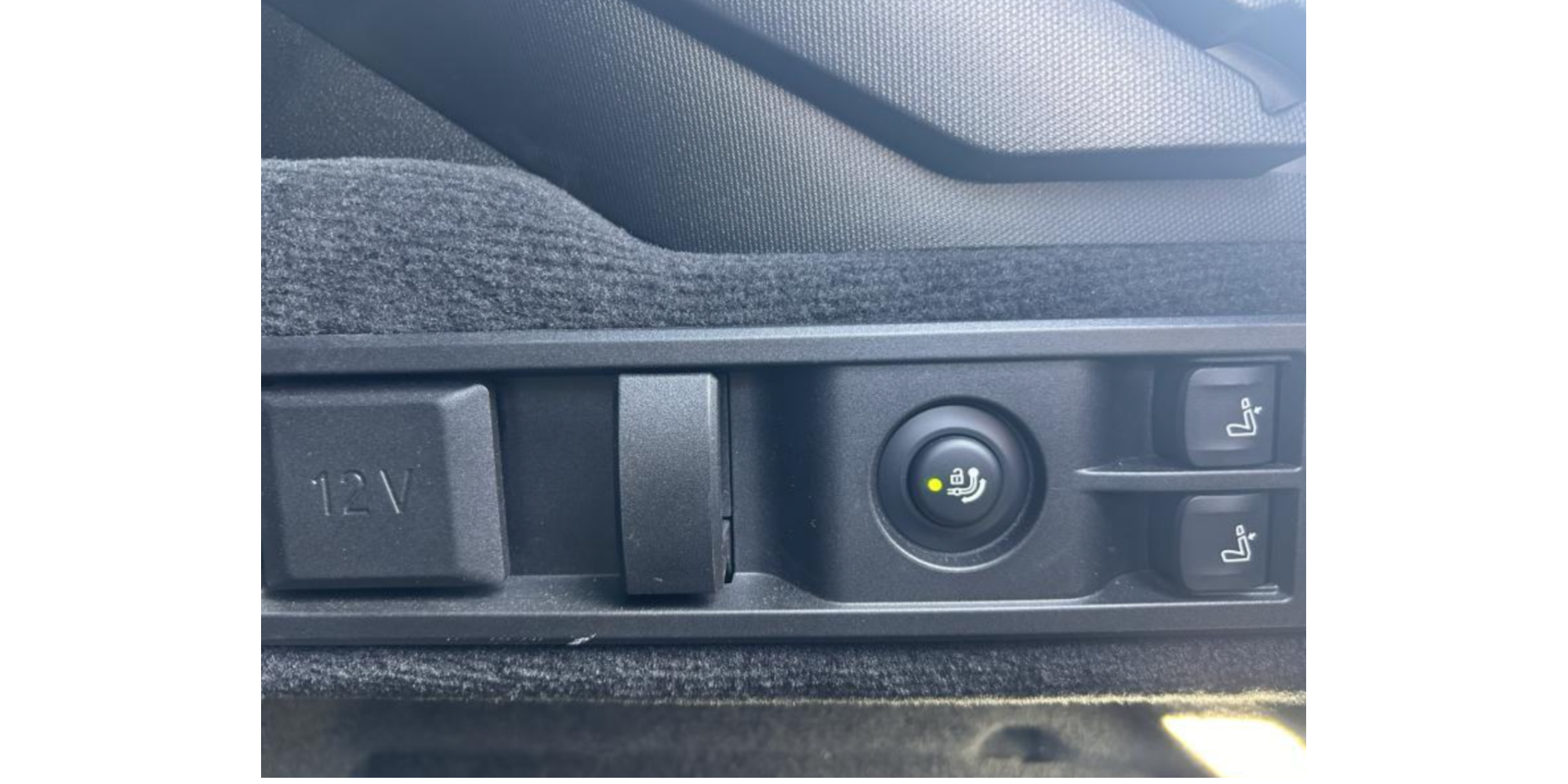 BMW 330e Touring M-Sport zu verkaufen bei Modena Motors