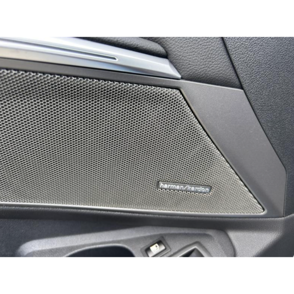 BMW 330e Touring M-Sport zu verkaufen bei Modena Motors