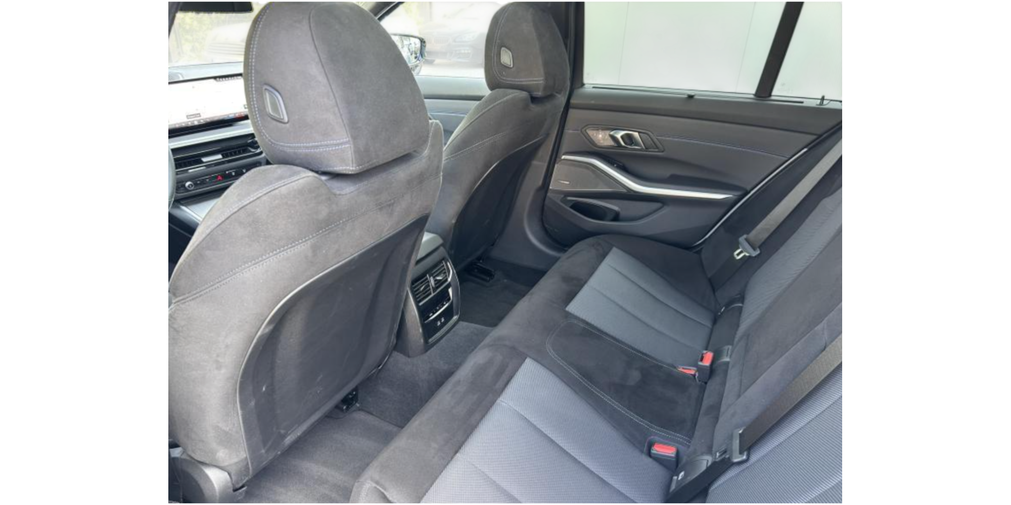 BMW 330e Touring M-Sport zu verkaufen bei Modena Motors