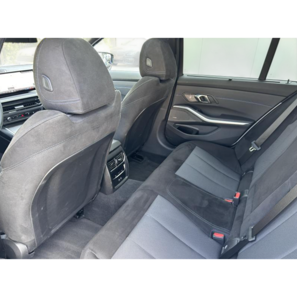 BMW 330e Touring M-Sport zu verkaufen bei Modena Motors