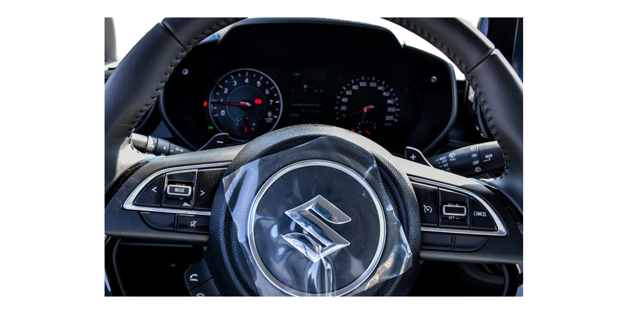 Suzuki Swift GLX 1.2 Petrol AT at Modena Motors GmbH