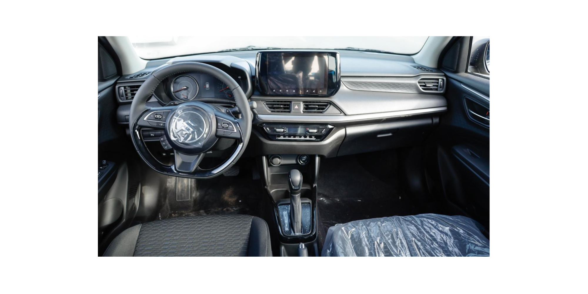 Suzuki Swift GLX 1.2 Petrol AT at Modena Motors GmbH