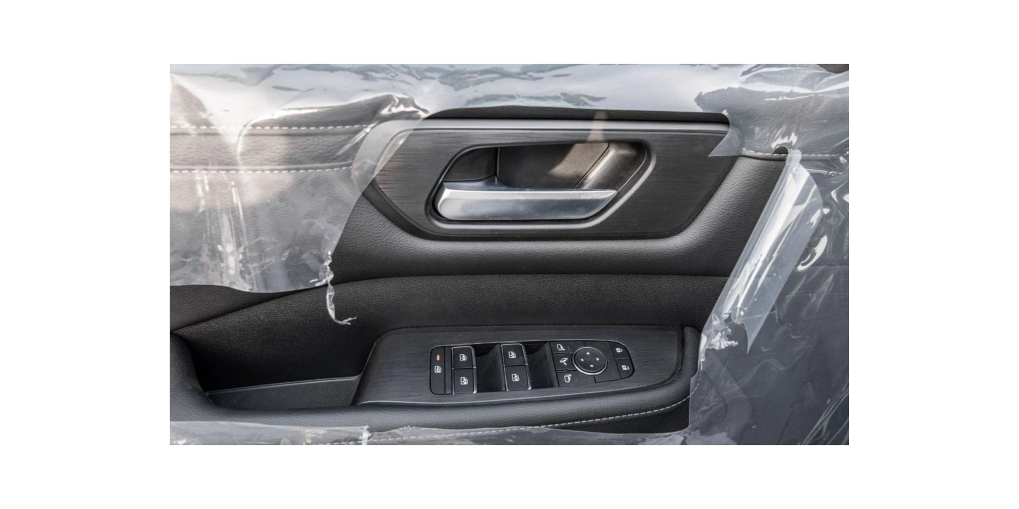 Nissan Patrol SE T2 3.8L V6 Petrol 8 Seats Modena Motors