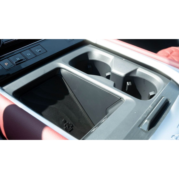 Nissan Patrol SE Platinum City 3.8L V6 Petrol 8 Seats Modena Motors