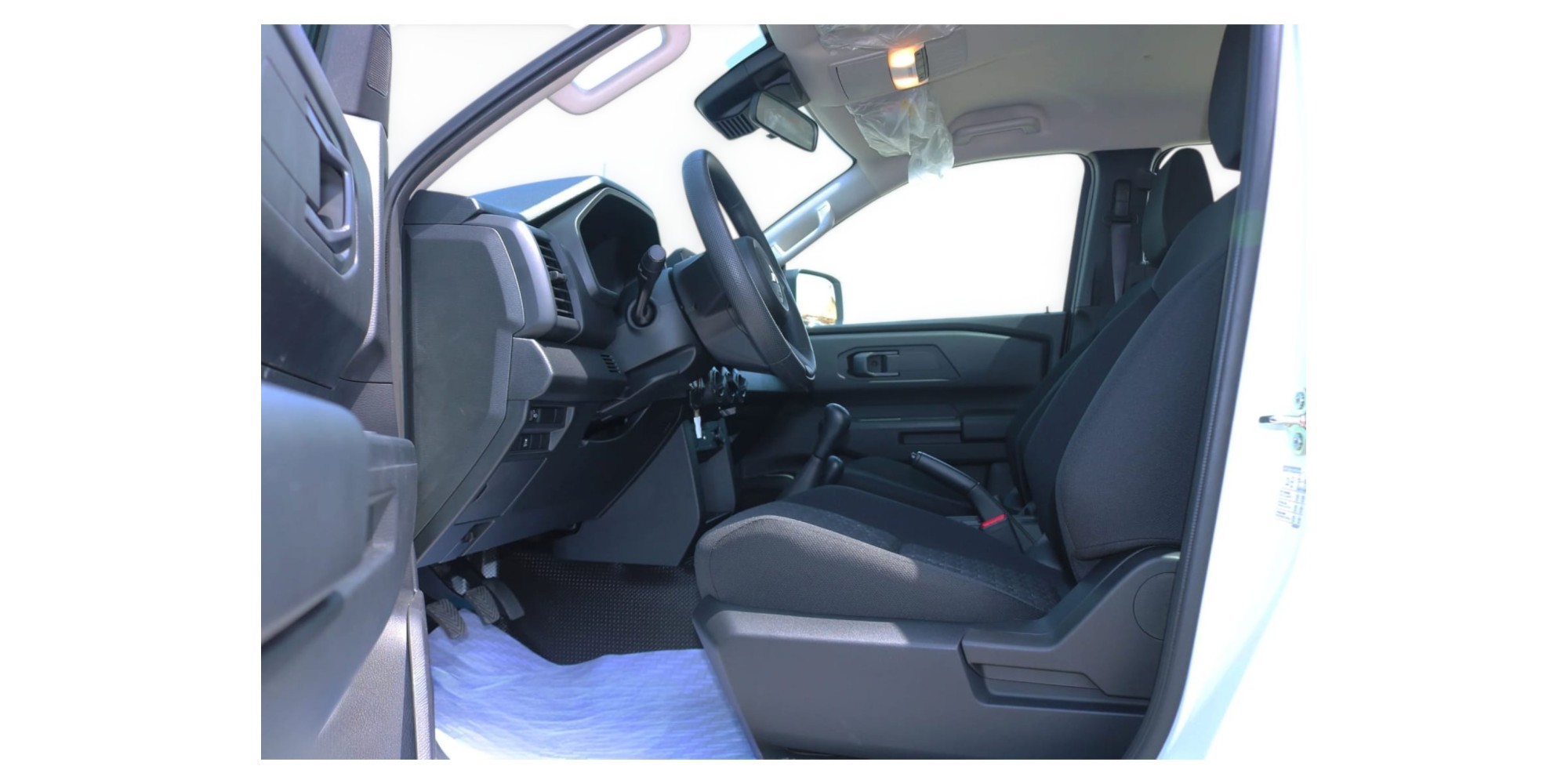 Mitsubishi L200 2.4L GL Diesel 4x4 for Sale Modena Motors