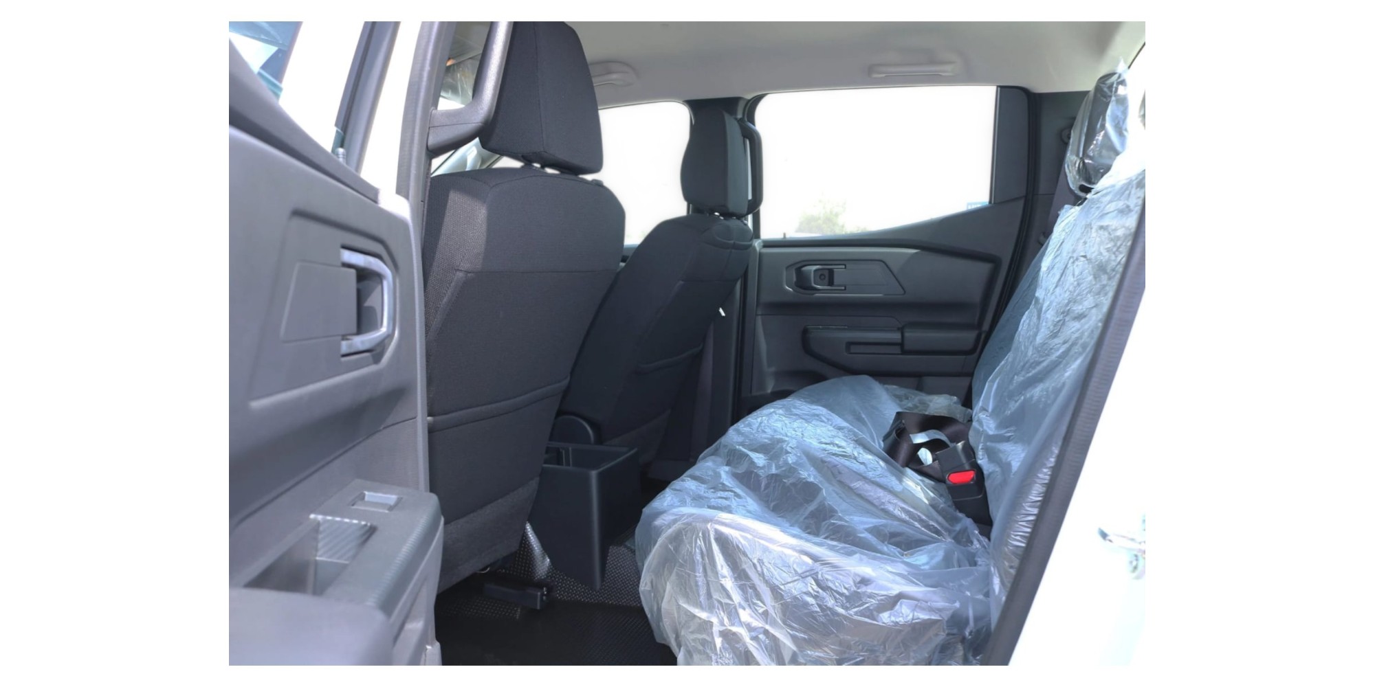 Mitsubishi L200 2.4L GL Diesel 4x4 for Sale Modena Motors