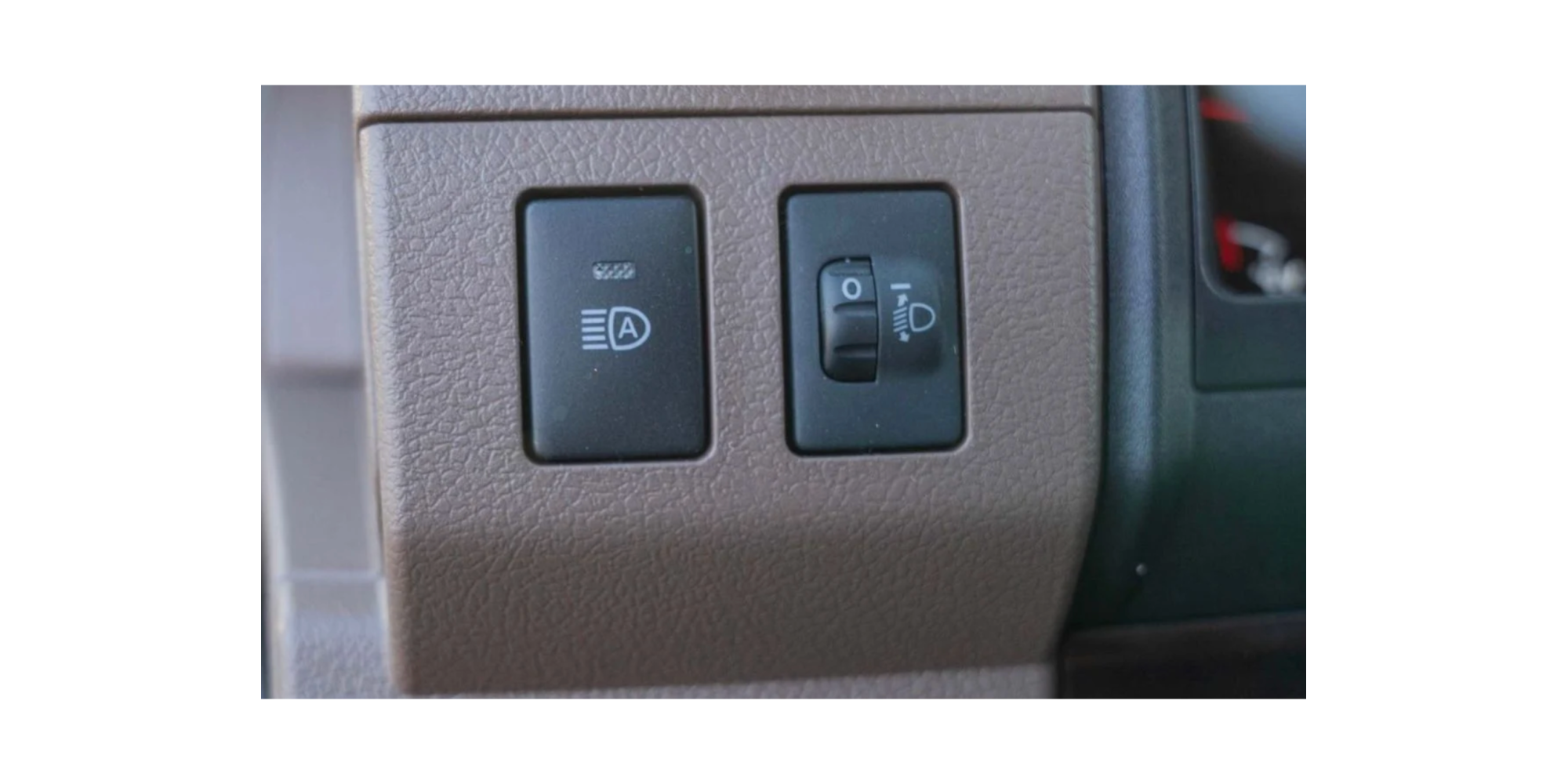 Toyota Land Cruiser 79 Single cabin 2.8L V4 | Modena Motors