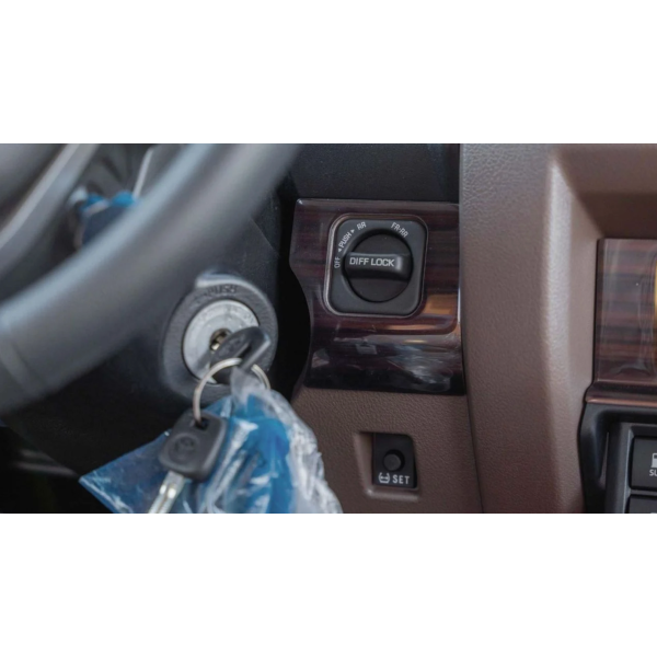 Toyota Land Cruiser 79 Single cabin 2.8L V4 | Modena Motors