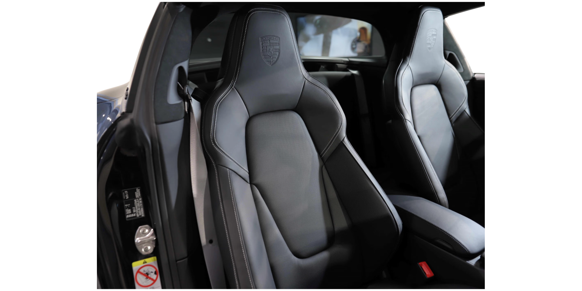 Modena Motors Porsche 911 992.2 Targa 4 GTS 541 CV