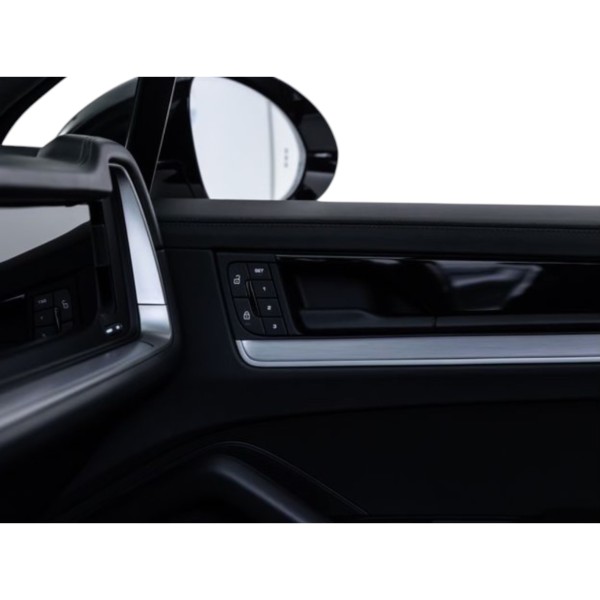 Porsche Cayenne E-Hybrid Luxury SUV – Modena Motors GmbH