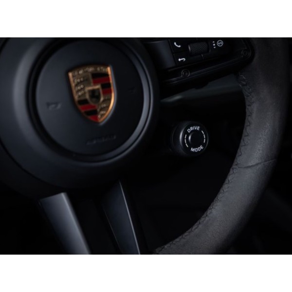 Porsche Cayenne E-Hybrid Luxury SUV – Modena Motors GmbH