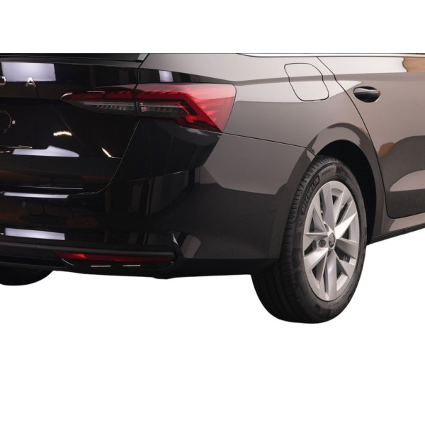 Skoda Octavia Selection | Stylish Petrol Wagon