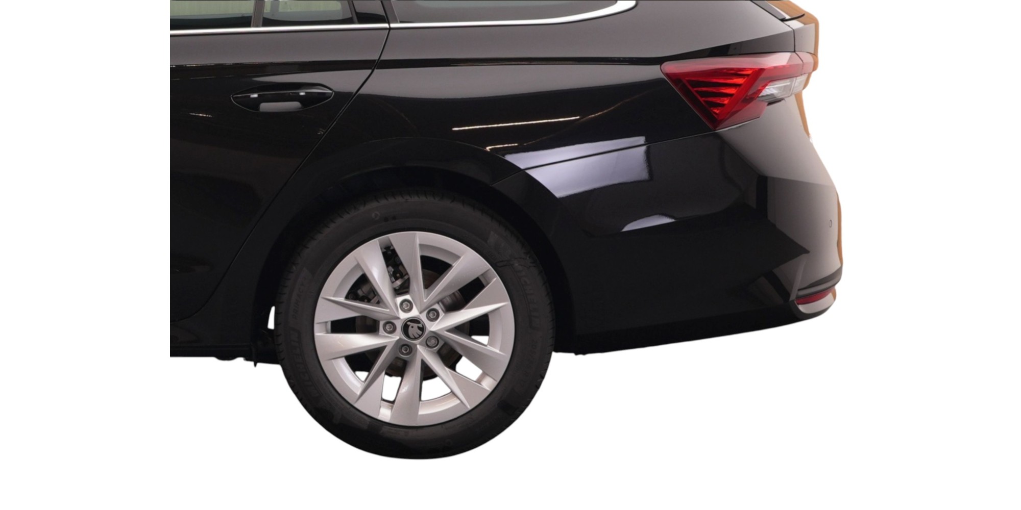 Skoda Octavia Selection | Stylish Petrol Wagon