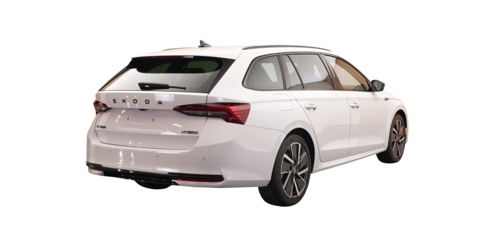 Skoda Octavia Sportline | Stylish Petrol Wagon
