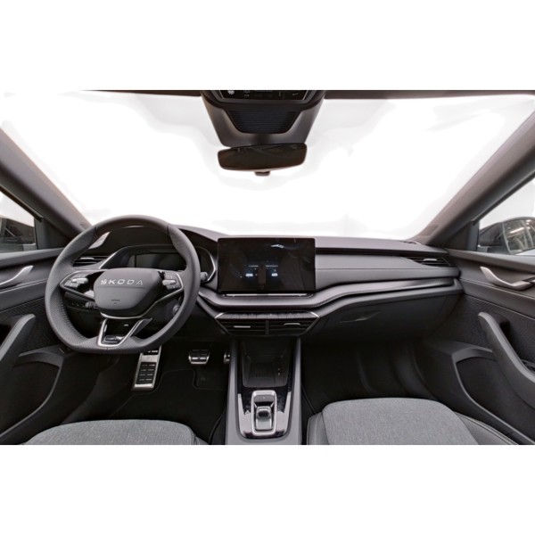 Skoda Octavia Sportline | Stylish Petrol Wagon