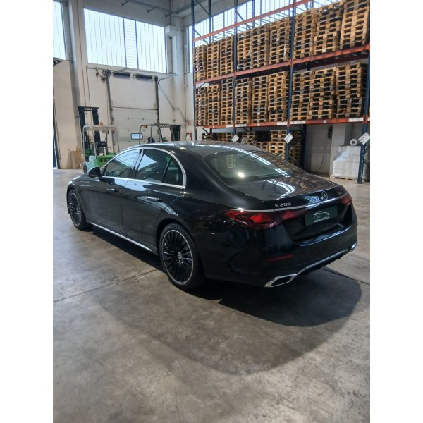 Mercedes Classe E berlina - Risparmia il 13%! | Modena Motors GMBH