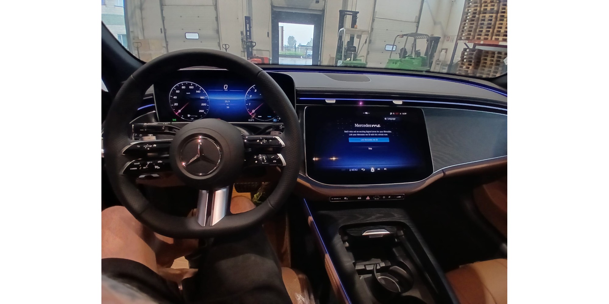 Mercedes E-Class Sedan - Save 13% Now! | Modena Motors GMBH