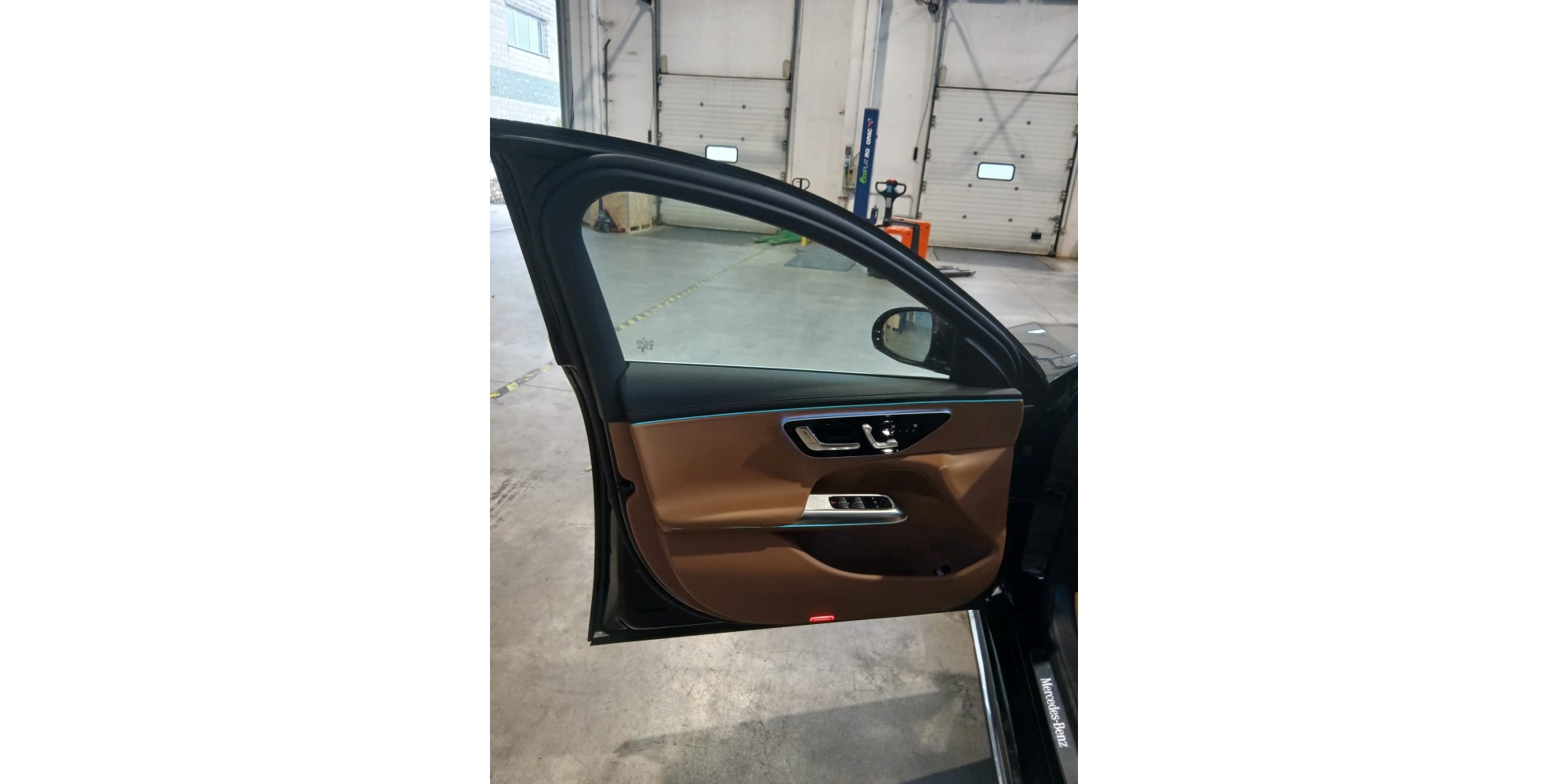 Mercedes E-Class Sedan - Save 13% Now! | Modena Motors GMBH