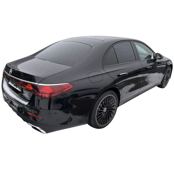 Mercedes-Benz E 300 e | Luxury Plug-In Hybrid Sedan