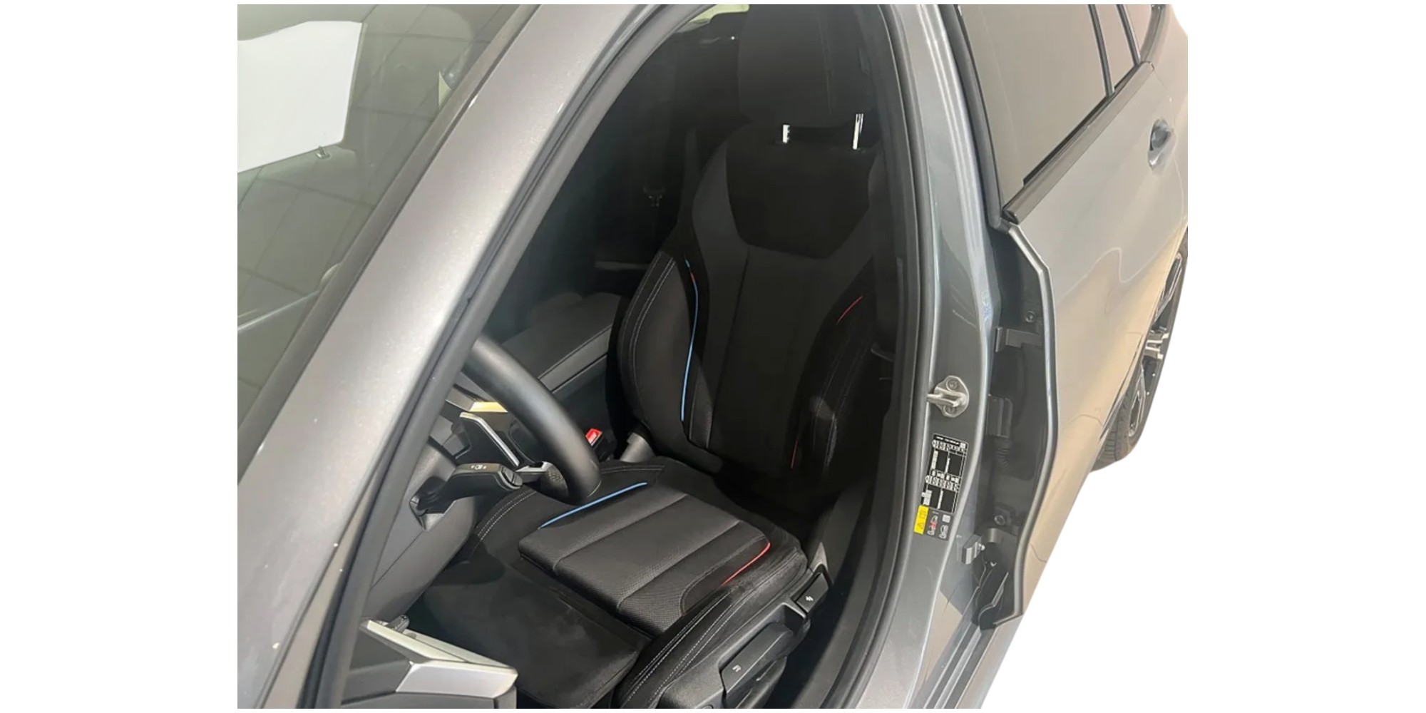 BMW 330e Touring M-Sport for sale at Modena Motors