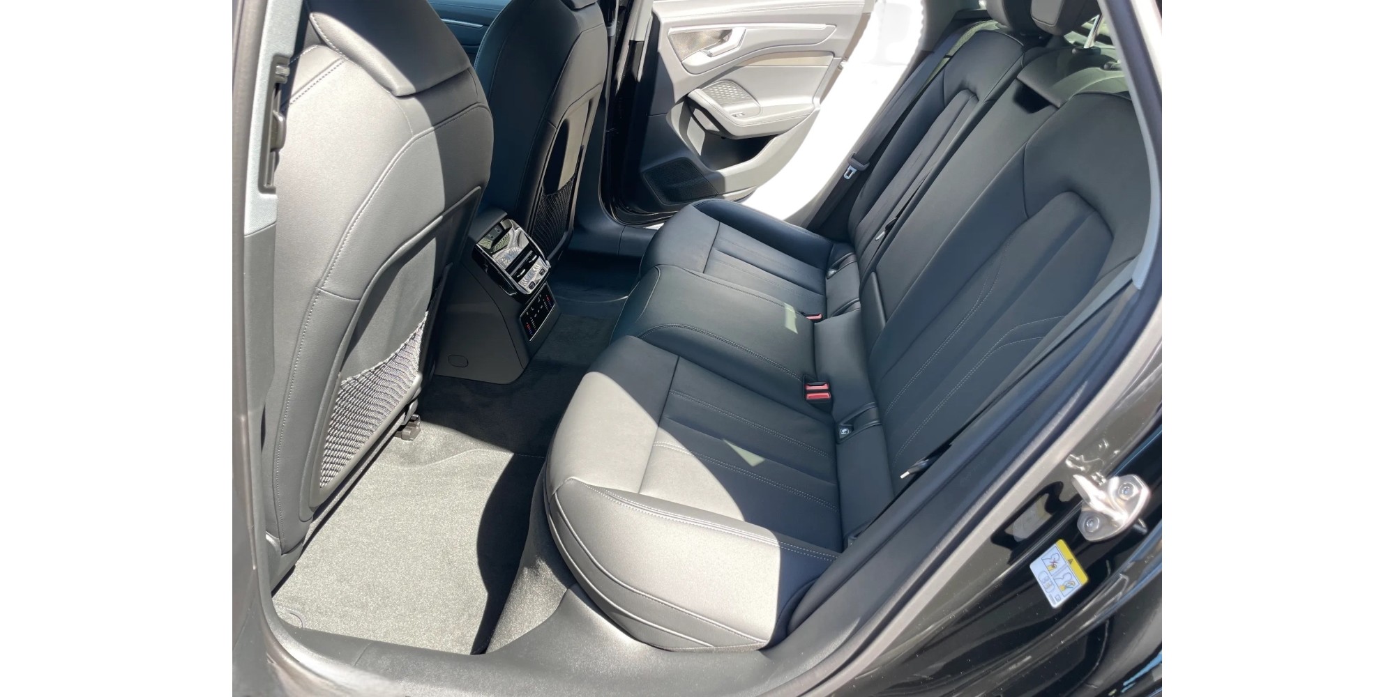Audi A6 Avant S line 40 TDI quattro – Advanced Elegance