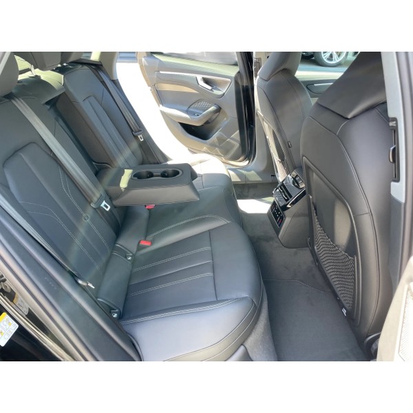 Audi A6 Avant S line 40 TDI quattro – Advanced Elegance