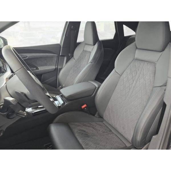 Audi Q5 40 TFSI quattro - Discount 16%