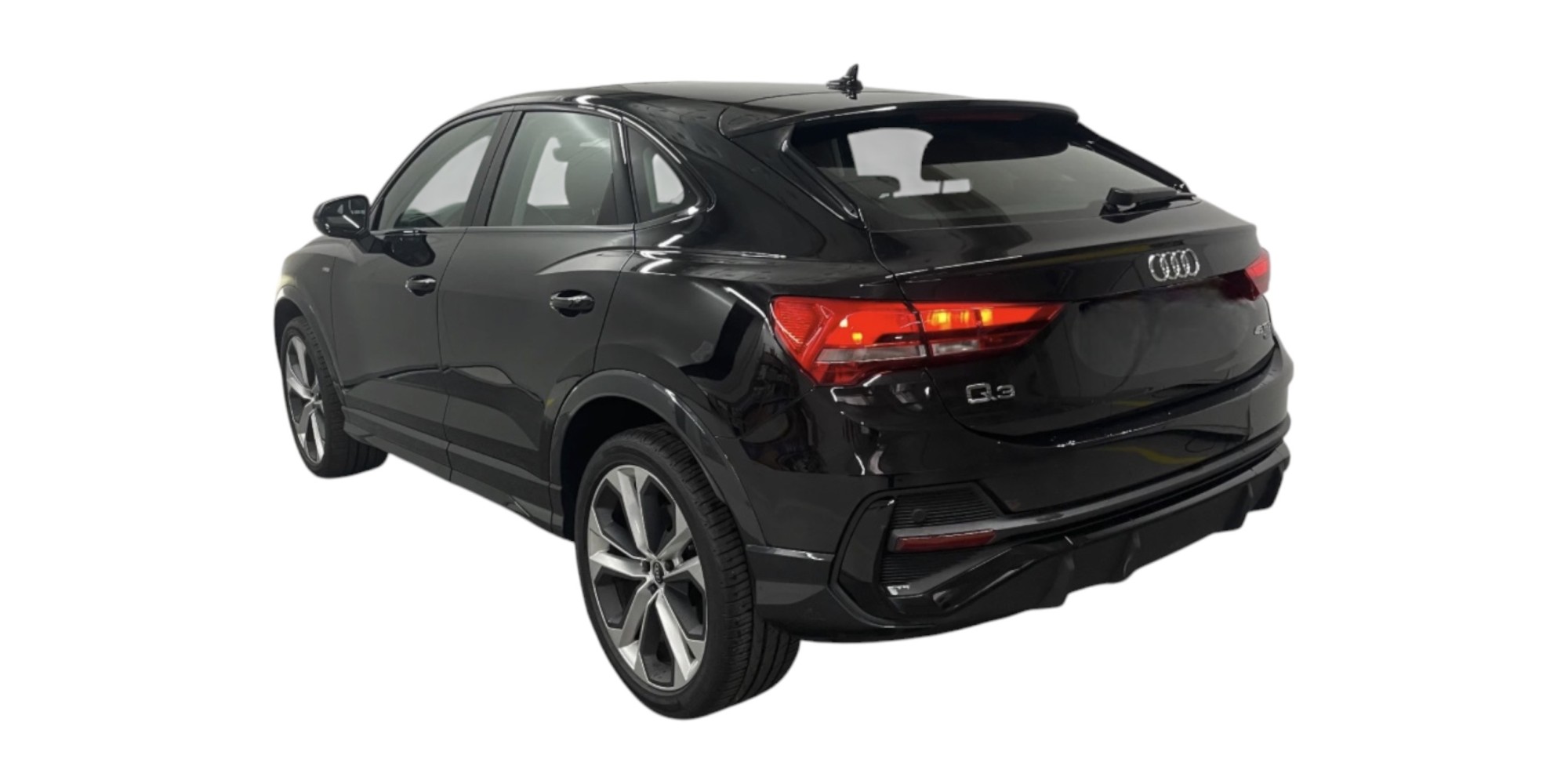 Audi Q3 Sportback S Line | SUV Sportivo ed Elegante