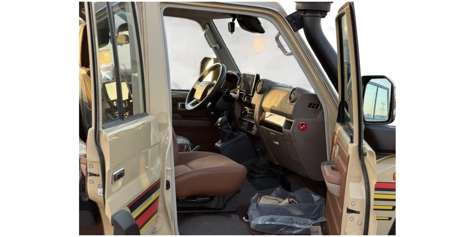 Toyota Land Cruiser 76 AT 4.0 Petrol Modena Motors