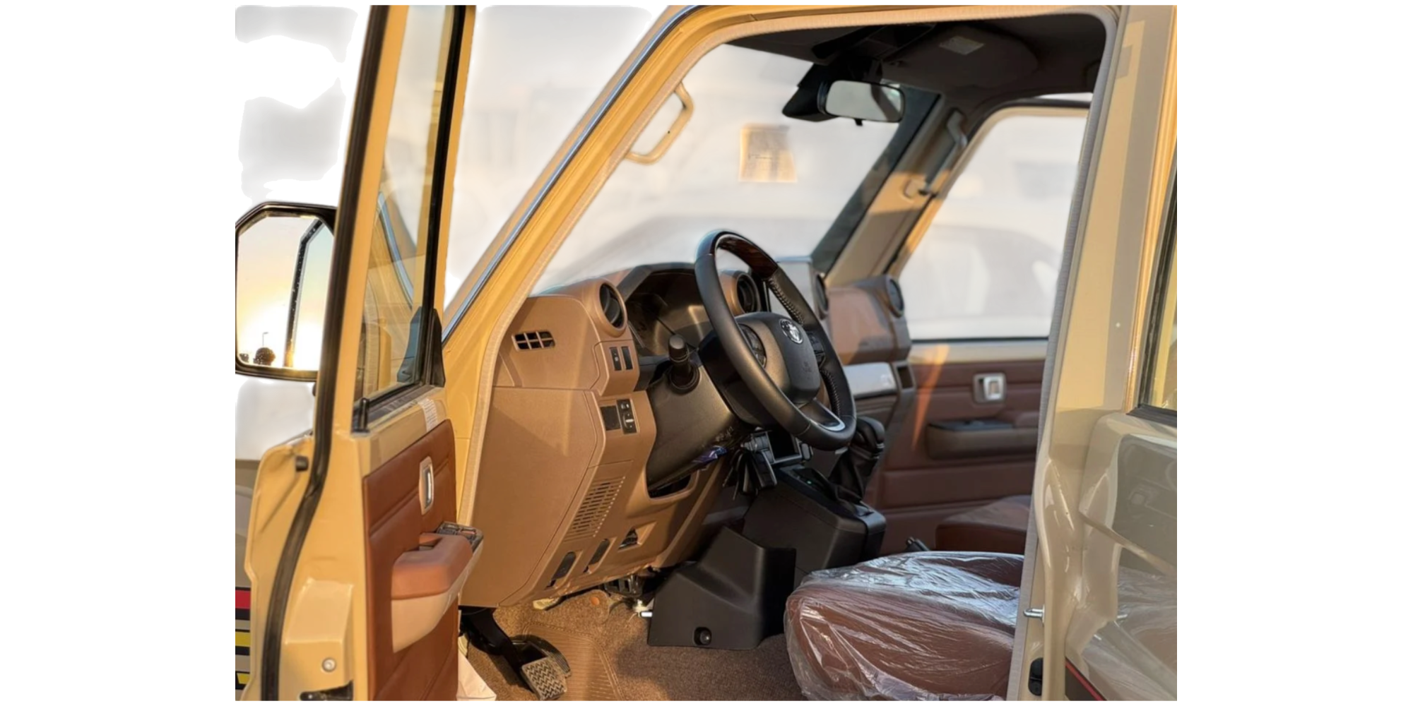 Toyota Land Cruiser 76 AT 4.0 Petrol Modena Motors