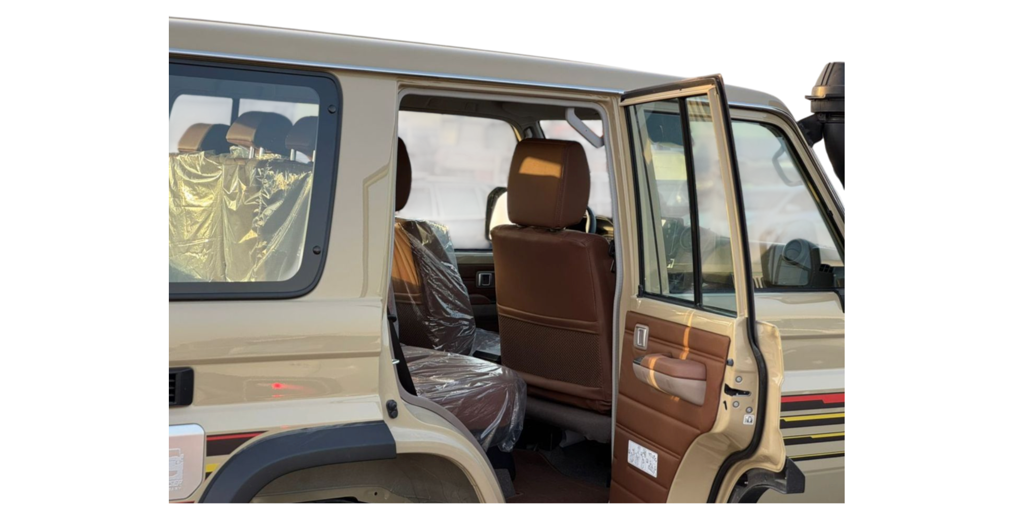 Toyota Land Cruiser 76 AT 4.0 Petrol Modena Motors