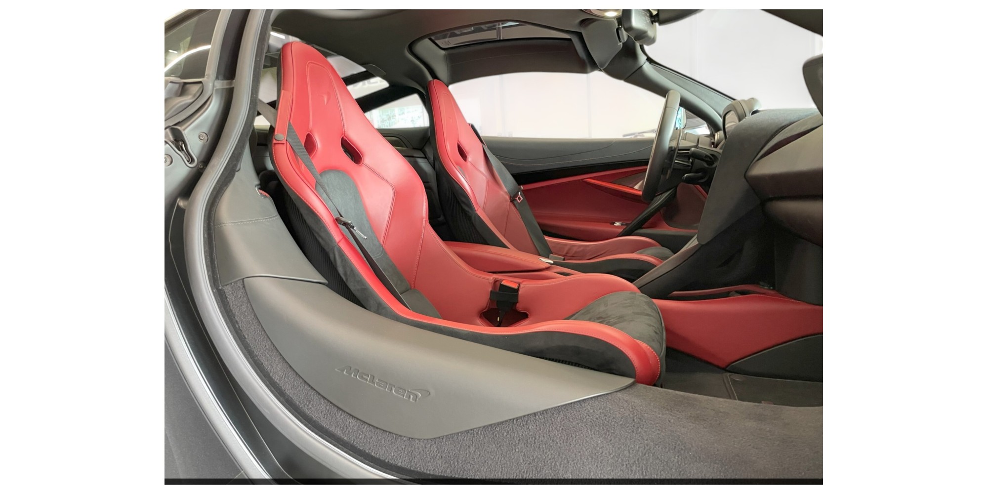 McLaren 720S Performance MSO Carbon Package