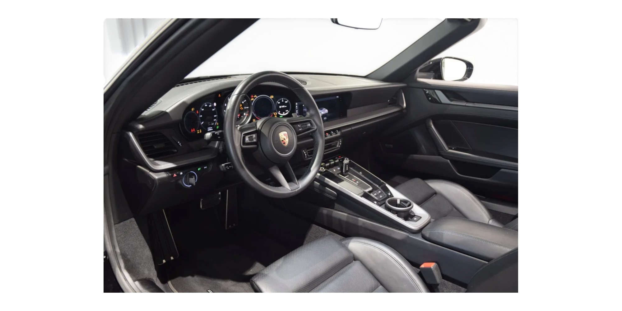 Porsche 911 992.1 4S Cabrio – Libertà e Prestazioni