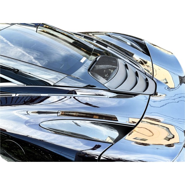 McLaren 720S Performance Launch Edition supercar rara