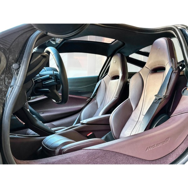 McLaren 720S Performance Launch Edition supercar rara