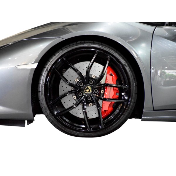Lamborghini Huracan Spyder LP610 4 AWD supercar lusso
