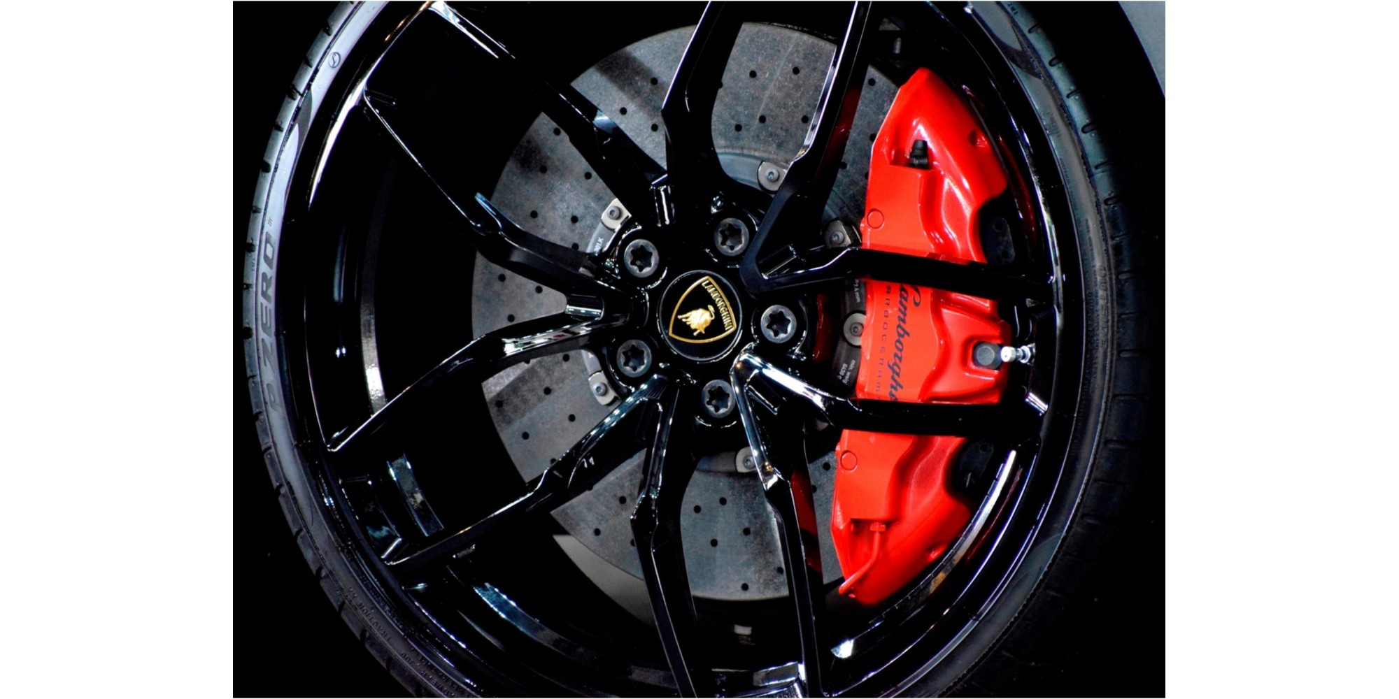Lamborghini Huracan Spyder LP610 4 AWD supercar lusso