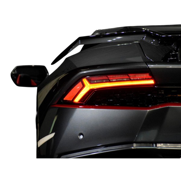 Lamborghini Huracan Spyder LP610 4 AWD supercar lusso