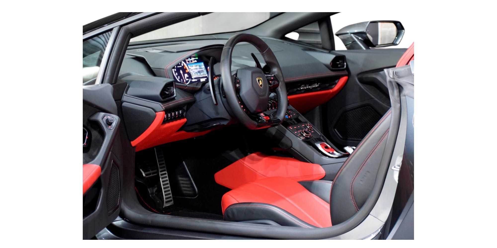 Lamborghini Huracan Spyder LP610 4 AWD supercar lusso
