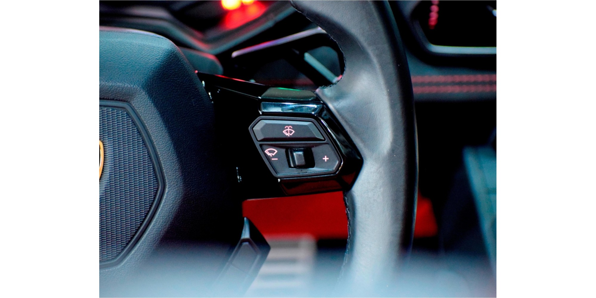 Lamborghini Huracan Spyder LP610 4 AWD supercar lusso