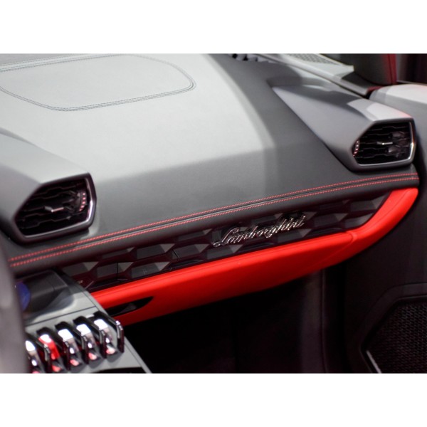 Lamborghini Huracan Spyder LP610 4 AWD supercar lusso